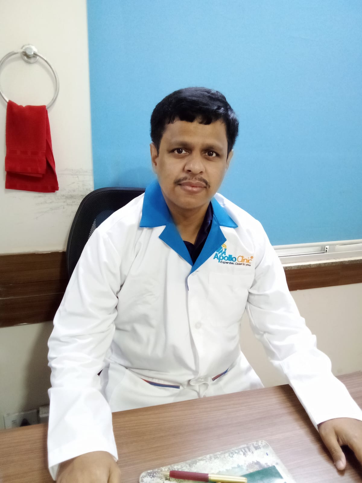 Dr. Saubhik Ghosh